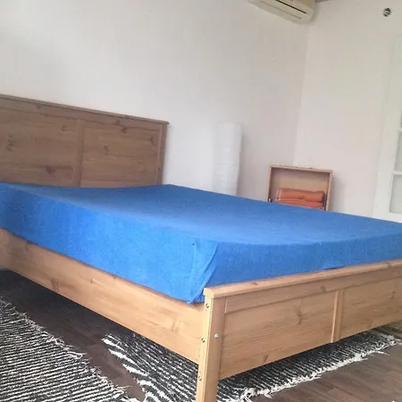 Csendes Apartman Tata