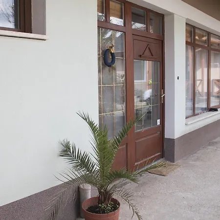 Apartment Csendes Apartman *