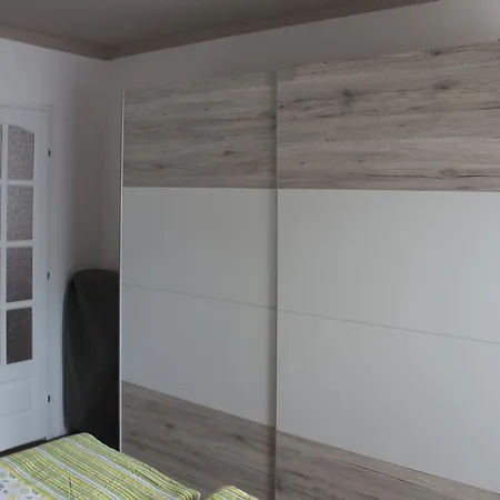 Apartment Csendes Apartman *